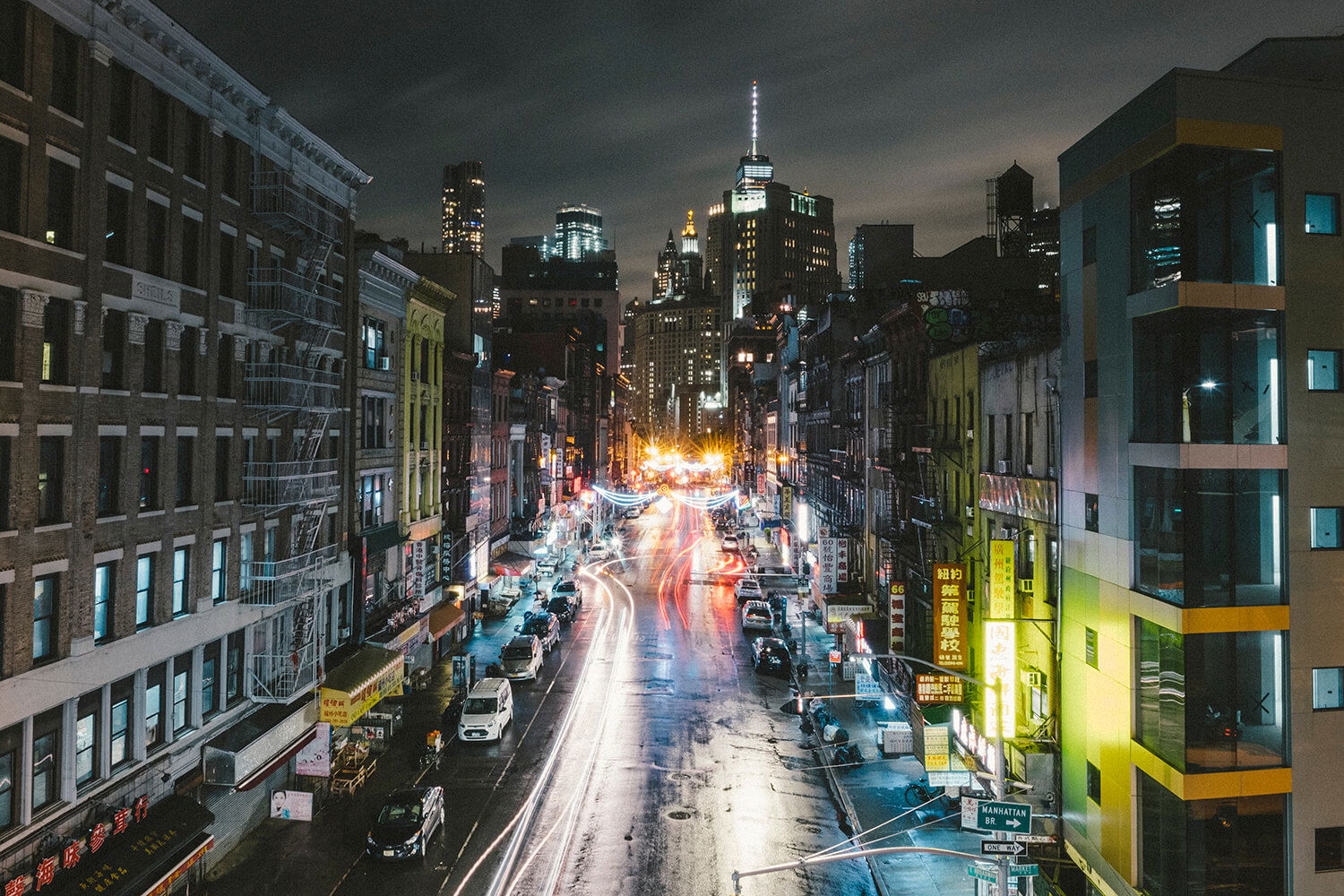 Learn photography with Fujifilm, Using Mixed Lighting at Night