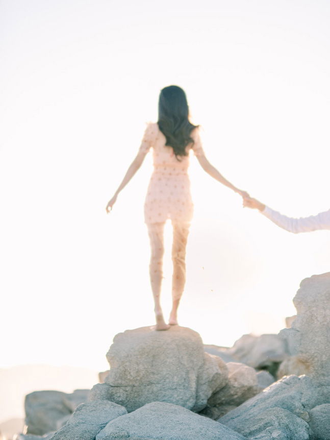 FUJIFILM X Photographer Caroline Tran uses FUJINON XF50mmF1.0 R WR to create engagement portraits