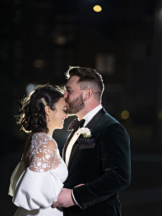 Pro photographers use FUJIFILM GFX System with the Profit A1X flash.